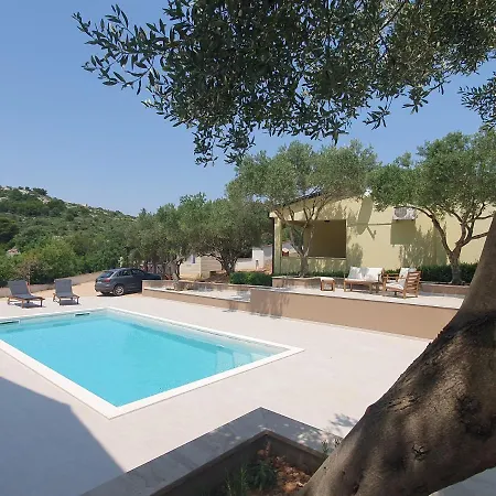 Antonio Apartment *