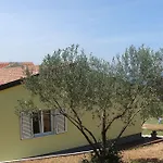 Antonio